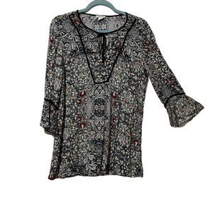 Tribal Jeans women's size M black floral velvet trim 3/4 sleeve tie neck top